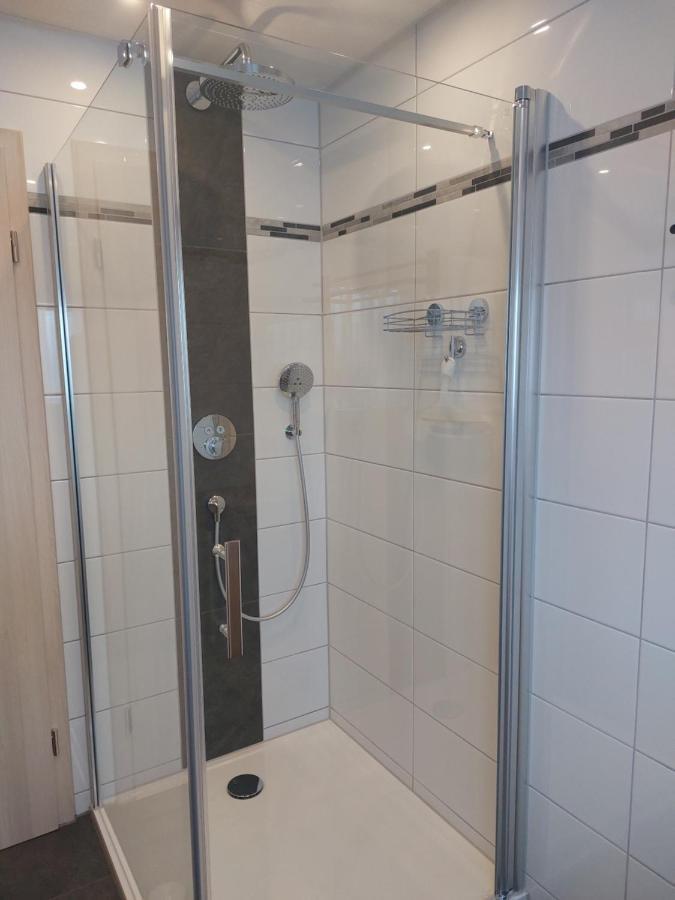 Moderne Ferienwohnung - Neu Renoviert - Ruhige Lage Waldachtal Buitenkant foto