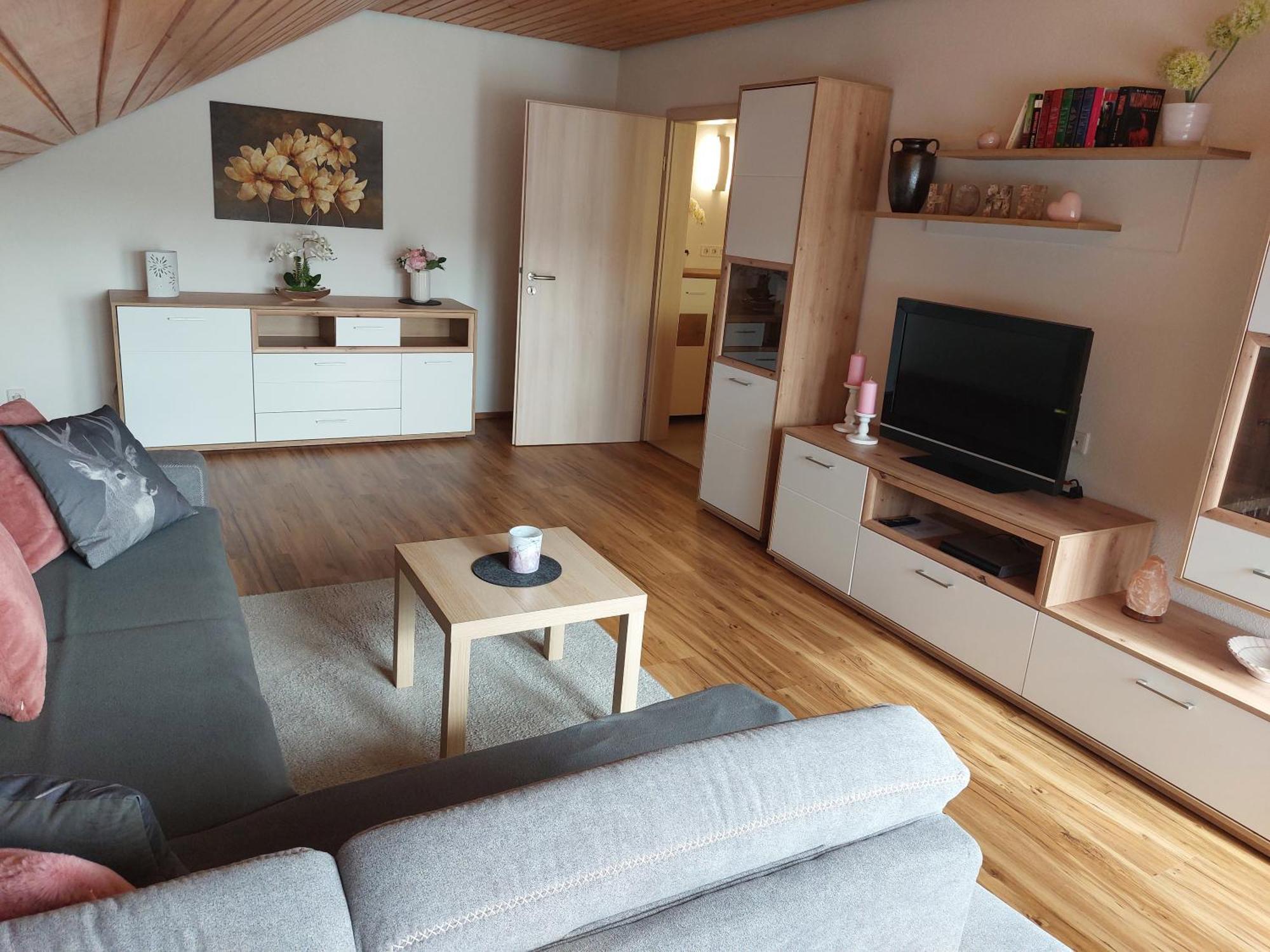 Moderne Ferienwohnung - Neu Renoviert - Ruhige Lage Waldachtal Buitenkant foto