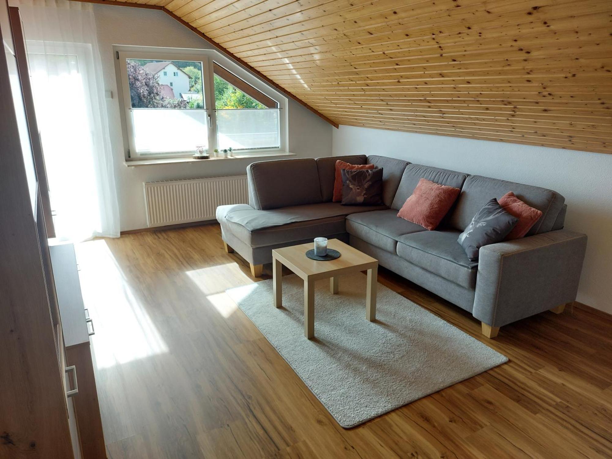 Moderne Ferienwohnung - Neu Renoviert - Ruhige Lage Waldachtal Buitenkant foto