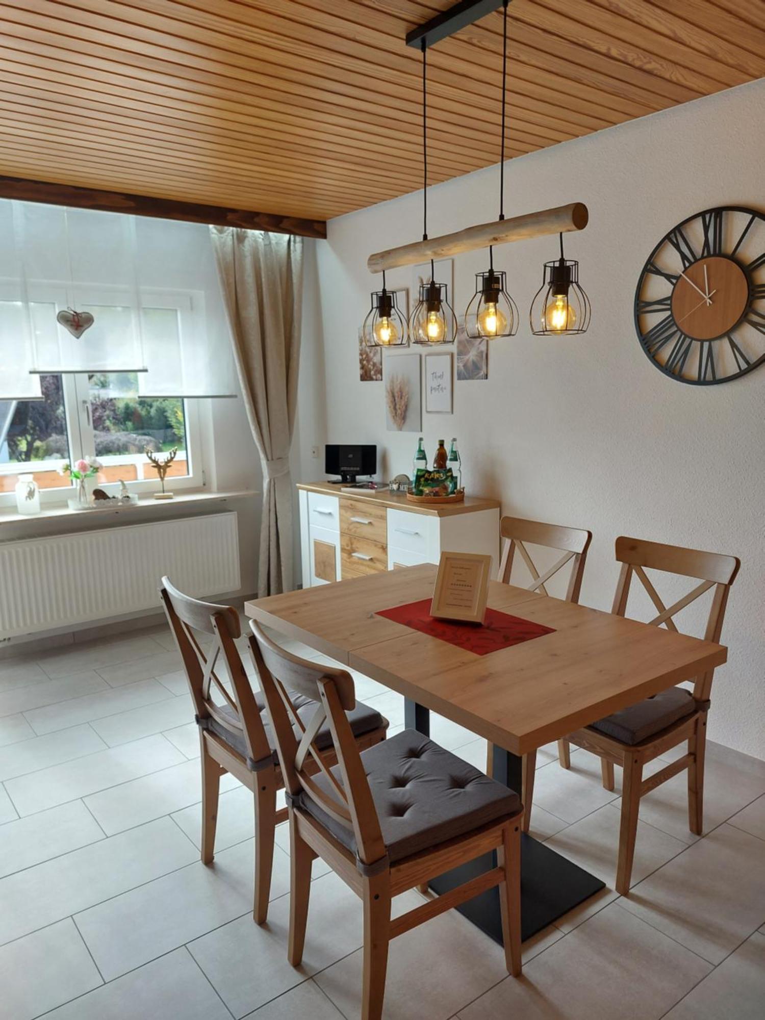 Moderne Ferienwohnung - Neu Renoviert - Ruhige Lage Waldachtal Buitenkant foto