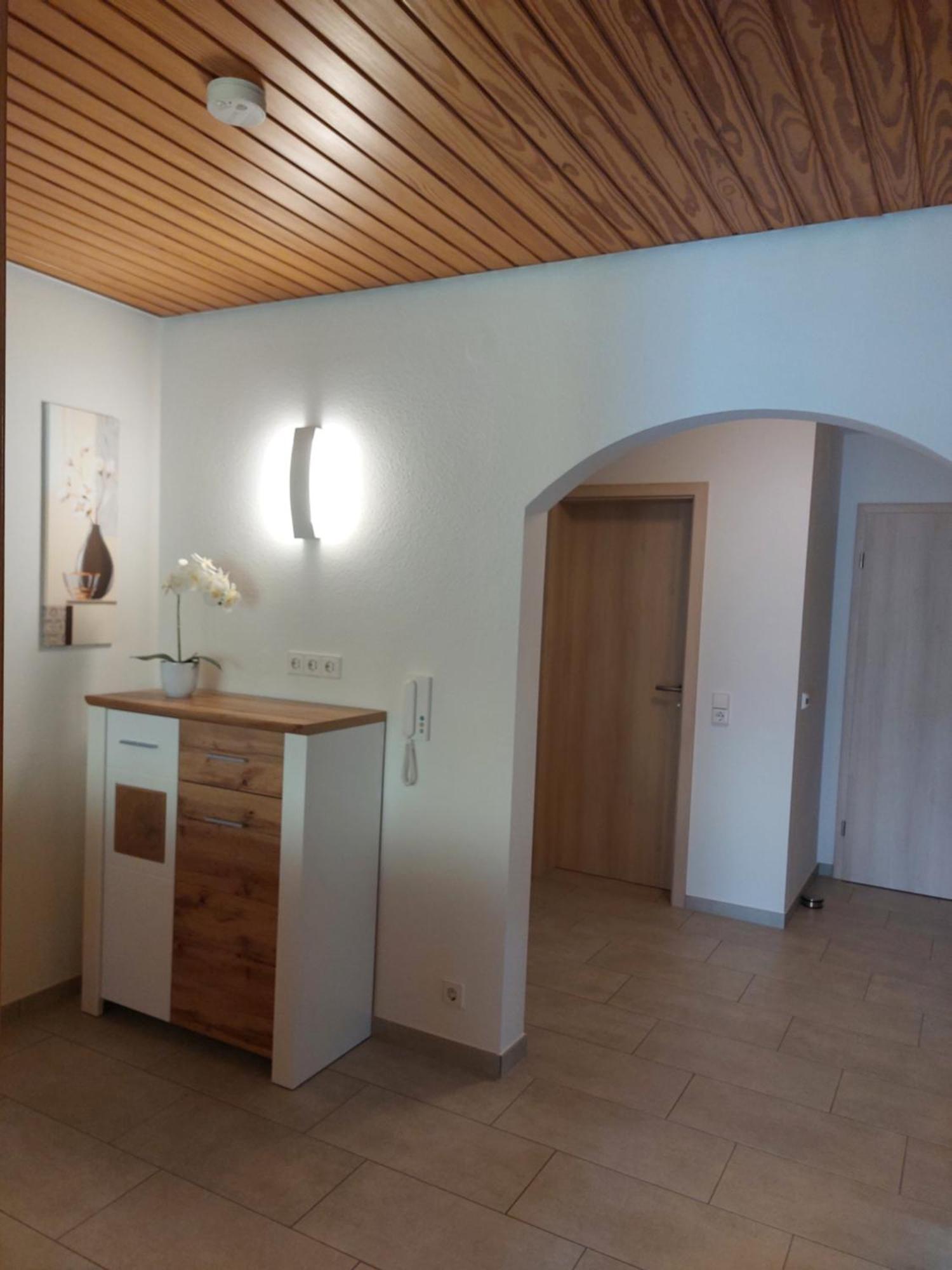 Moderne Ferienwohnung - Neu Renoviert - Ruhige Lage Waldachtal Buitenkant foto